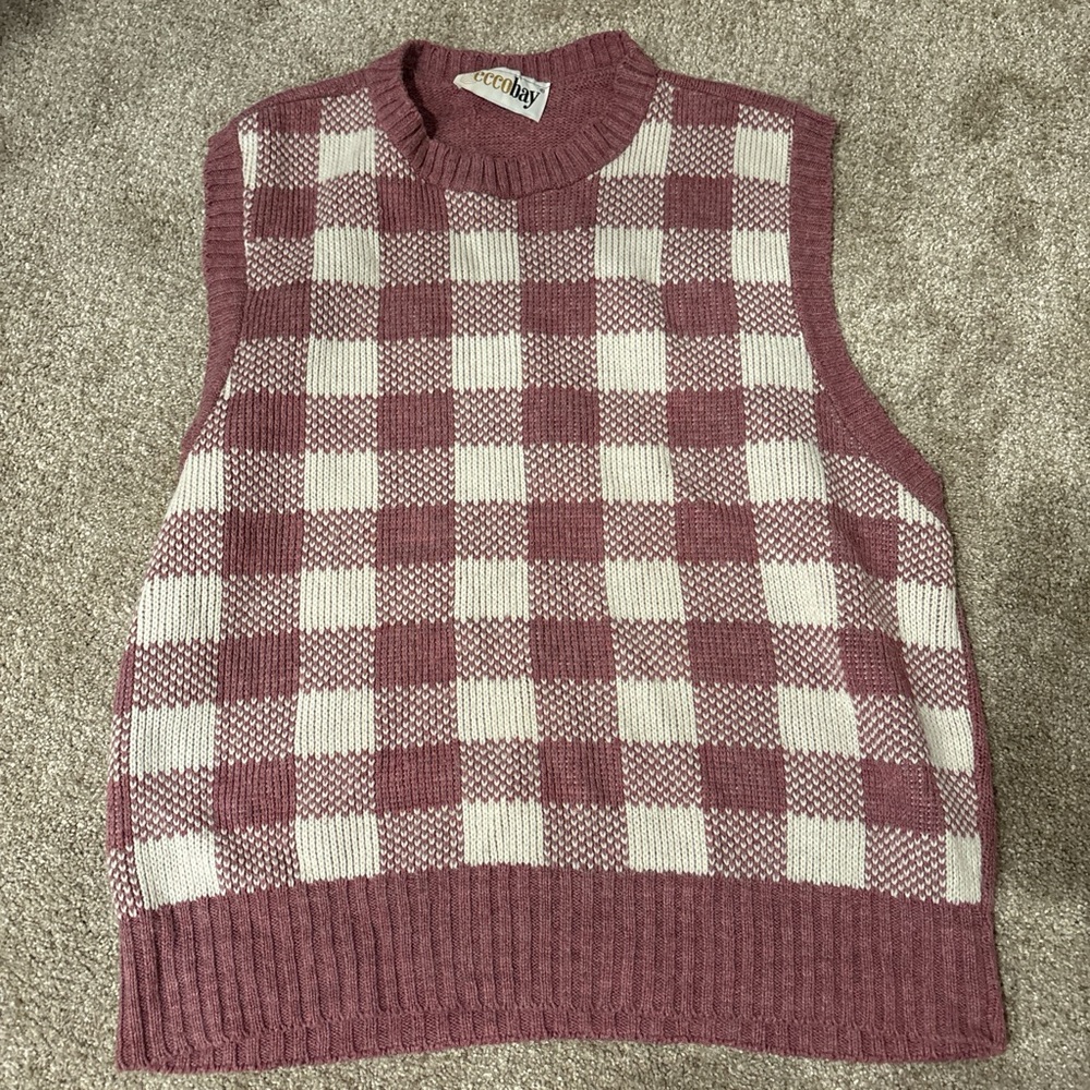 Ecco Pink and White Checkered Crewneck Sweater Vest